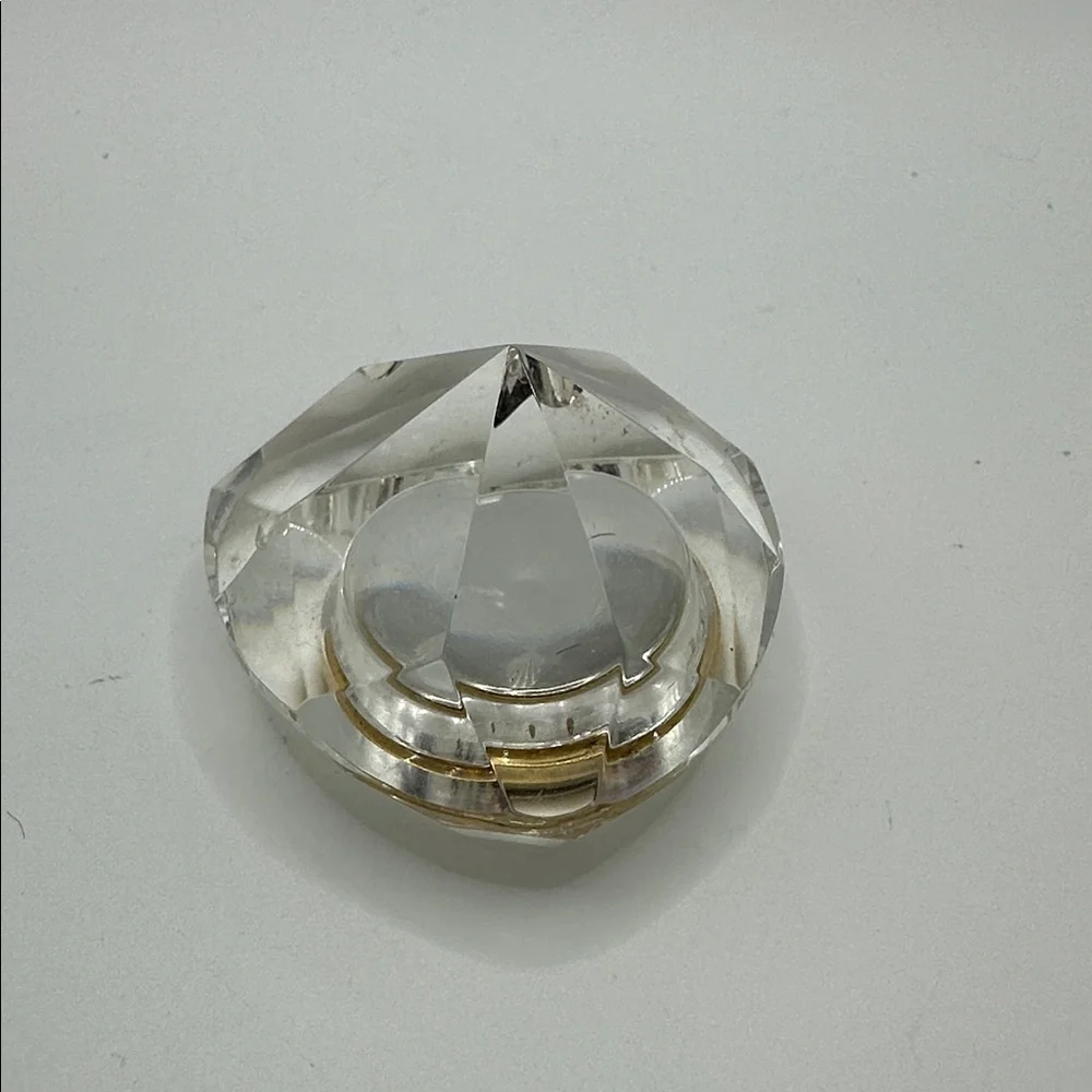 Elgin heart-shaped crystal desk clock.